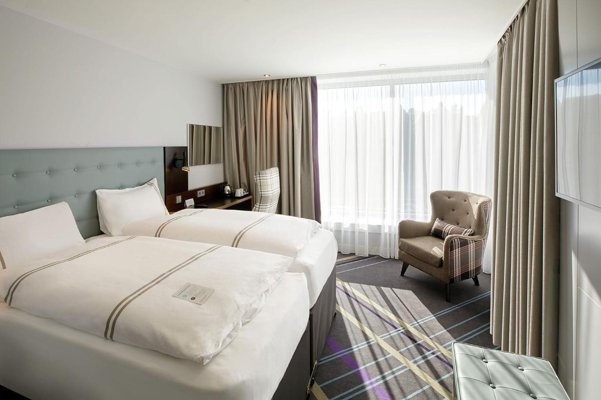 Premier Inn Hamburg City Zentrum Buitenkant foto